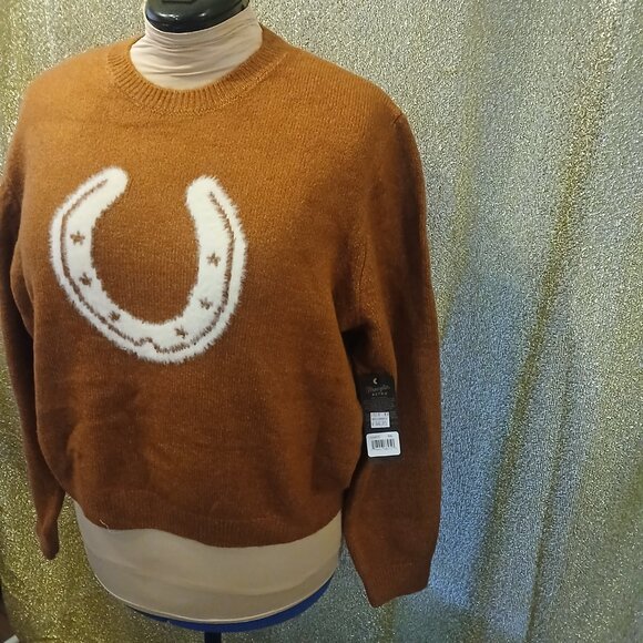 Plus Size Wrangler Retro Brown Horseshoe Cropped Sweater - Picture 2 of 7